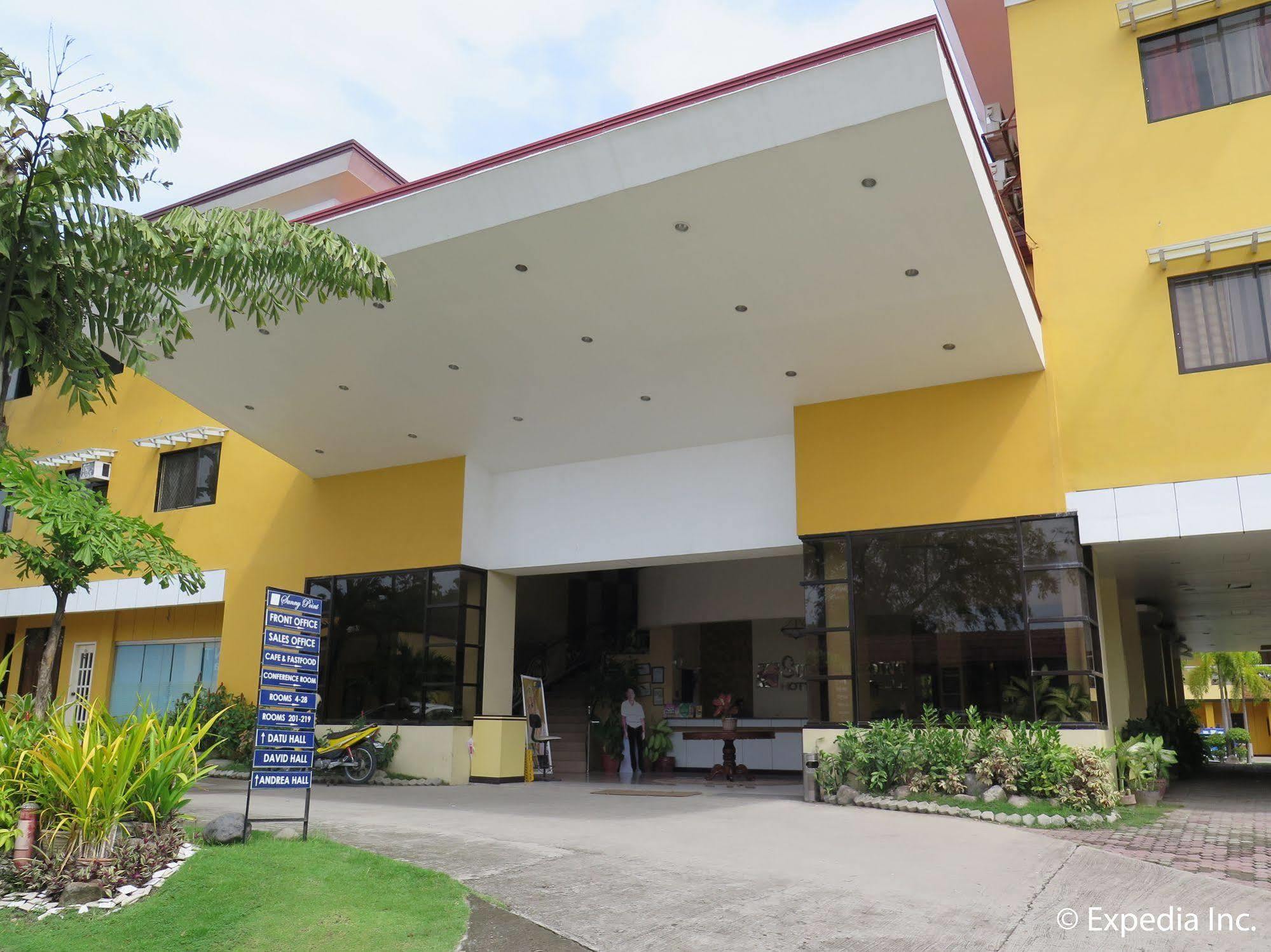 Oyo 197 Sunny Point Hotel Davao Exterior foto