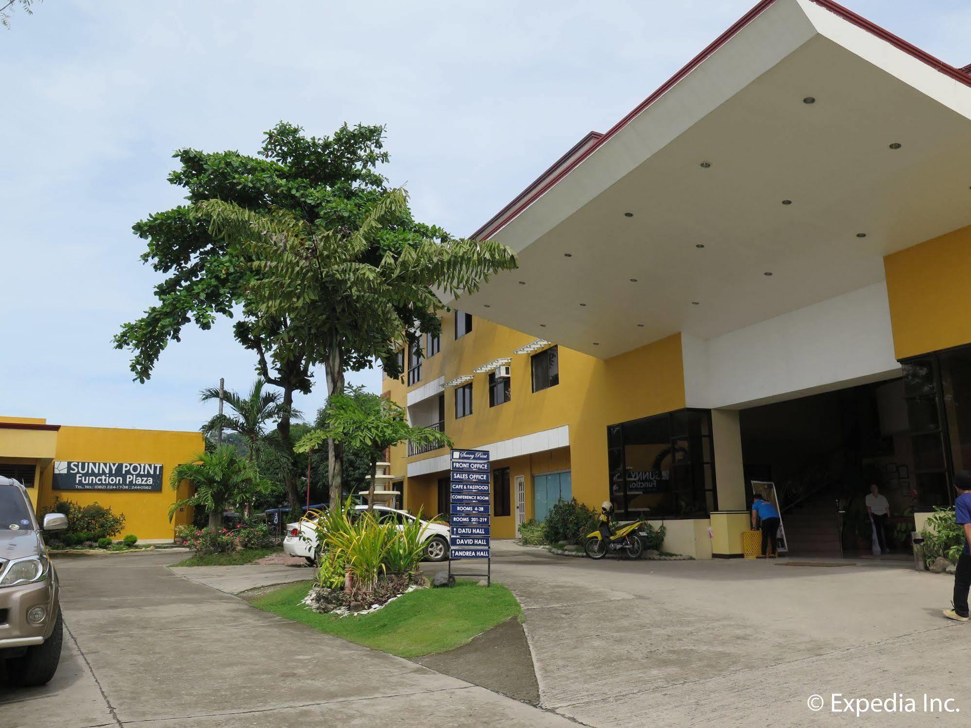 Oyo 197 Sunny Point Hotel Davao Exterior foto